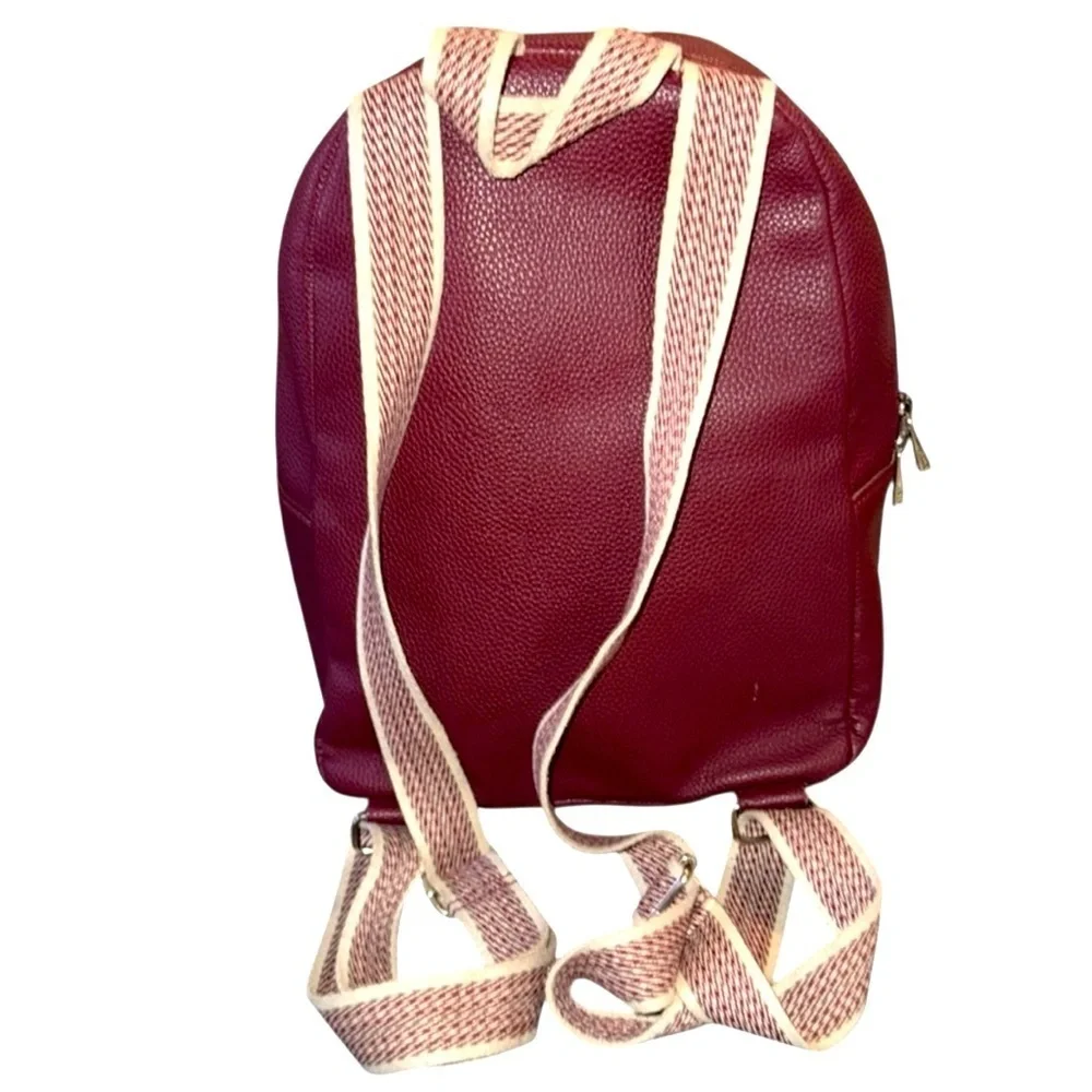 🌼Jewell by Thirty One Elegant Burgundy Leather Backpack